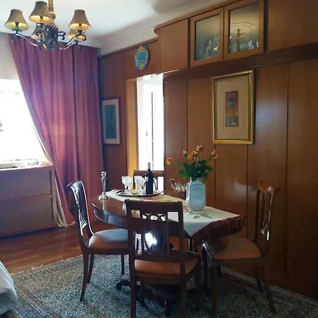 Let's Apartment *